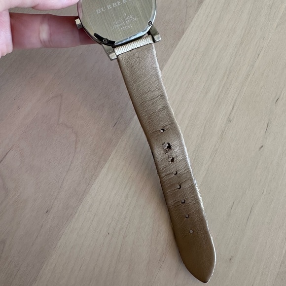 Burberry women’s watch - Picture 12 of 12
